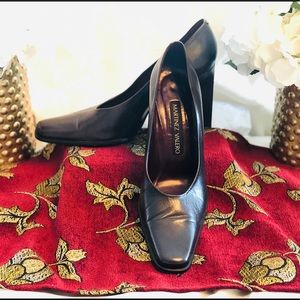 Martinez Valero Dark Brown leather pumps